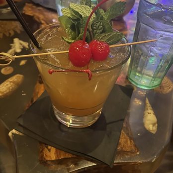 Tonga Hut - Sunday special $7 mail tai - Hawaiian Near Me - Palm Springs, California