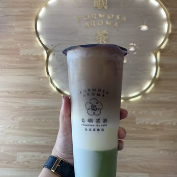 Formosa Aroma - Golden Phoenix milk tea with matcha pudding - Bubble Tea Near Me - Alhambra, California Formosa Aroma - Golden Phoenix milk tea with matcha pudding - Bubble Tea Near Me - Alhambra, California