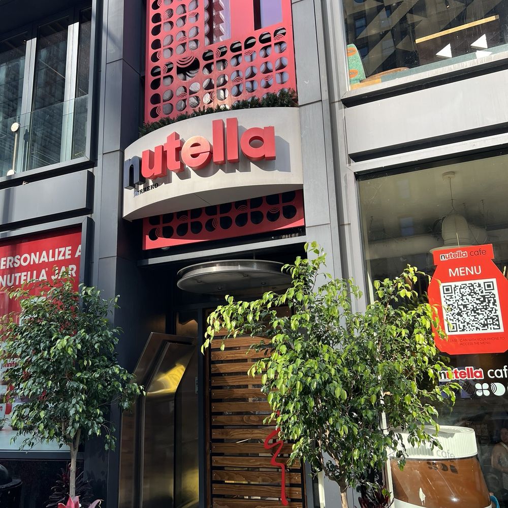Nutella Cafe - Desserts Near Me - Chicago, Illinois Nutella Cafe - Desserts Near Me - Chicago, Illinois