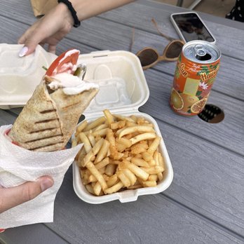 byblos food truck - Chicken combo - Food Trucks Near Me - Honolulu, Hawaii