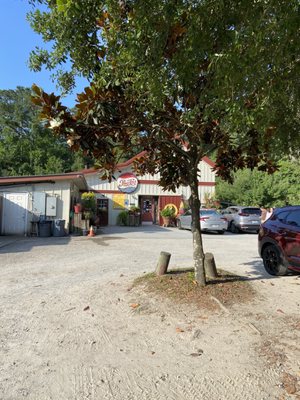 Cahill's Market & Chicken Kitchen by null