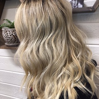 Tease Blow Dry Bar + Salon Studio - Hair Salons Near Me - Vista, California