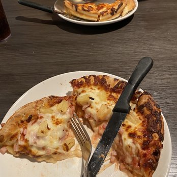 Lou’s LaGrotto - Deep dish pizza - Pizza Near Me - Peru, Illinois Lou’s LaGrotto - Deep dish pizza - Pizza Near Me - Peru, Illinois