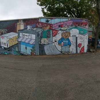Lo-Fi Vintage - Mural - Used, Vintage & Consignment Near Me - Austin, Texas
