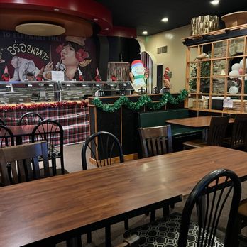 Elephant Thai - Inside - Thai Near Me - Richmond, Virginia