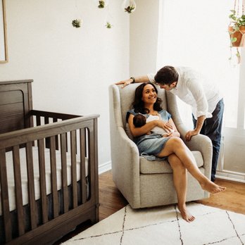 Sara K Blanco Photography - Lifestyle Newborn Session - Session Photography Near Me Sara K Blanco Photography - Lifestyle Newborn Session - Session Photography Near Me