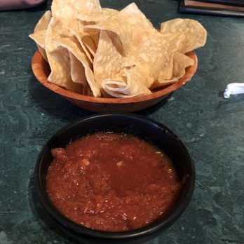 Villa Mexican Food - Chips and salsa - Mexican Near Me - Tucson, Arizona