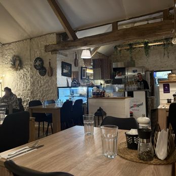 Kings Mills Restaurant - Italian Near Me - Kells, KK