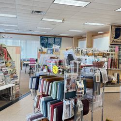 Quilts N’ Gifts - Fabrics!
