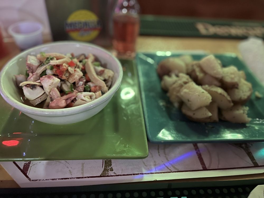 Mi Casita Restaurant Logo