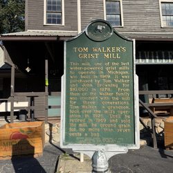 Tom Walker's Grist Mill - Historic Parshallville Cider Mill