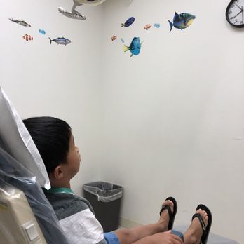Aiea Pediatric Dental Center - Finding Dory while waiting for Dr. Tom - Pediatric Dentists Near Me - Aiea, Hawaii Aiea Pediatric Dental Center - Finding Dory while waiting for Dr. Tom - Pediatric Dentists Near Me - Aiea, Hawaii