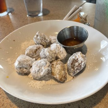 Another Broken Egg Cafe - Beignets - Breakfast & Brunch Near Me - Siesta Key, Florida