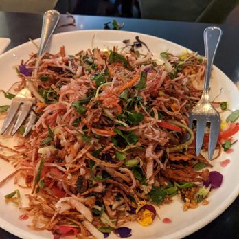 Lee - Asian Fusion Near Me - Toronto, Ontario Lee - Asian Fusion Near Me - Toronto, Ontario
