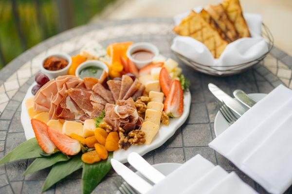 The Kahala Hotel & Resort by null