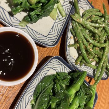 Hong Kong Bistro - Green beans and Broccoli with Garlic Sauce - Cantonese Near Me - Seattle, Washington Hong Kong Bistro - Green beans and Broccoli with Garlic Sauce - Cantonese Near Me - Seattle, Washington