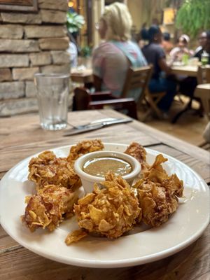 Le Petit Cafe by null