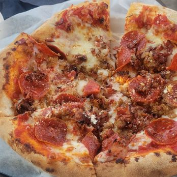 Lorimar Vineyards and Winery - Woodfire pizza - Wineries Near Me - Temecula, California