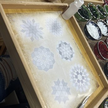 Mosaic Art Studio - Art Classes Near Me - Kirkland, Washington