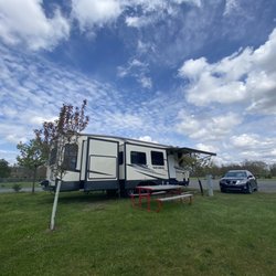 Hillcrest River Kampground - Our spot! Very small campground but so njcr