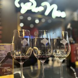 Pur Noire Urban Wineries - Samplings