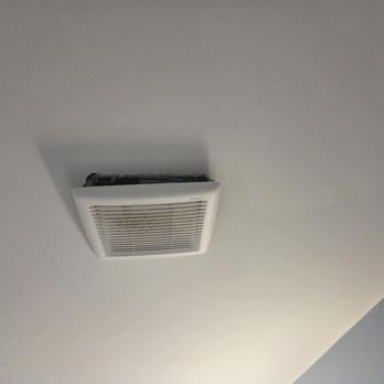 Stormy Point Village Lakeside - Bathroom fan in 1404 (Aug 2025) - Vacation Rentals Near Me - Branson, Missouri Stormy Point Village Lakeside - Bathroom fan in 1404 (Aug 2025) - Vacation Rentals Near Me - Branson, Missouri