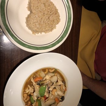 Sushi Thai - Chicken Cashew - Sushi Bars Near Me - Spring Hill, Tennessee Sushi Thai - Chicken Cashew - Sushi Bars Near Me - Spring Hill, Tennessee