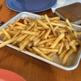 GF fries! (Even the oil is GF)