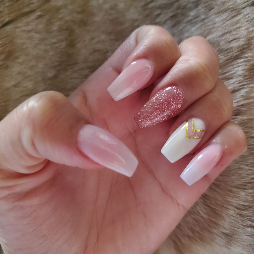 Phoenician Nails - Mong did a great job :) Used my cat as the background hahaha - Nail Salons Near Me - Phoenix, Arizona Phoenician Nails - Mong did a great job :) Used my cat as the background hahaha - Nail Salons Near Me - Phoenix, Arizona