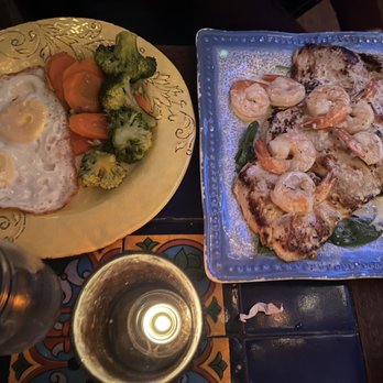 La Casa - Chicken and shrimp in garlic sauce - Cuban Near Me - Hoboken, New Jersey La Casa - Chicken and shrimp in garlic sauce - Cuban Near Me - Hoboken, New Jersey