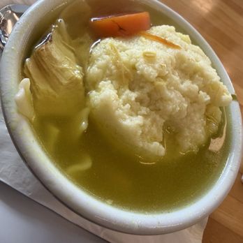 Bagel Bar East - Matzoh ball chicken noodle soup (1/2 Sandwich, Cup of Soup) - Bagels Near Me - North Miami, Florida