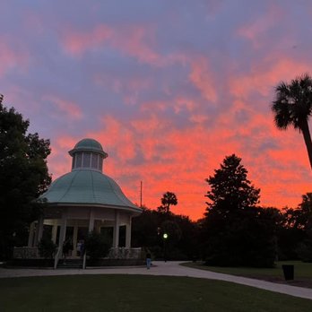 Hampton Park - Parks Near Me - Charleston, South Carolina