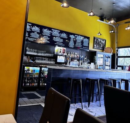 The Main Grape Vacaville by null