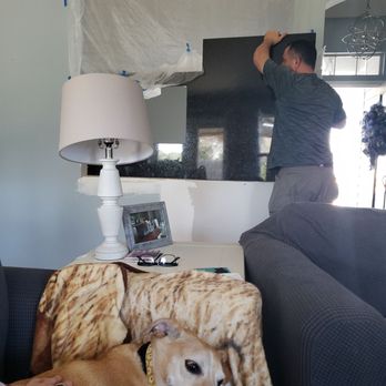 United Marble Granite and Tile - Standing it up and holding it at the weakest point, they did not have the correct equipment. - Countertop Installation Near Me - Jacksonville, Florida