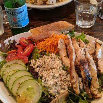Fusaro's Kitchen - Mista salad with juicy chicken and feta! Yummy - Italian Near Me - Toronto, Ontario