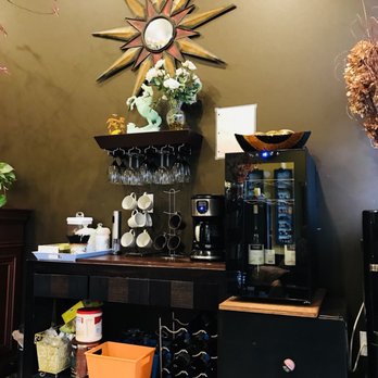 Pauline's Nail Spa - There are complementary drinks here includes wines & champagne - Nail Salons Near Me - Des Moines, Washington
