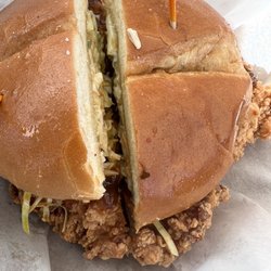 Hapa Bros - Fried chicken sandwich