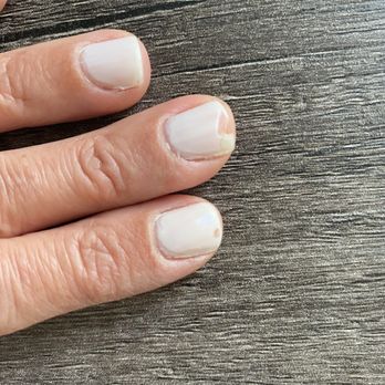 Creative Touch La 1 - Chipped nails within 2 hours of appt! - Nail Salons Near Me - Sherman Oaks, California