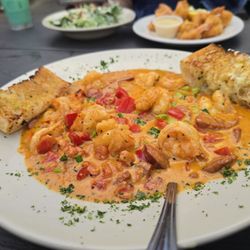 Salty Papa's Shrimp House - Charleston Shrimp & Grits