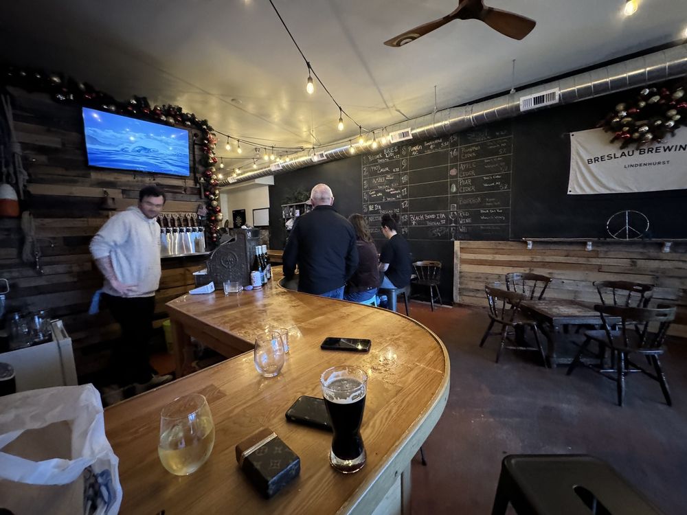 BRESLAU BREWING Updated October 2024 224 N Wellwood Ave, Lindenhurst, New York Breweries