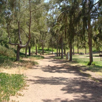 Guajome Regional Park - One of the trails by the lake - Parks Near Me - Oceanside, California