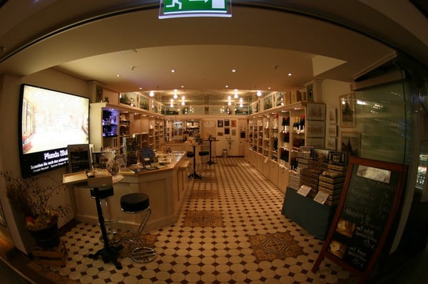 Dresdner Molkerei Gebrüder Pfund GmbH by null