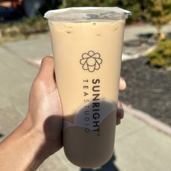 Sunright Tea Studio - Milpitas - Ceylon Milk Tea - Bubble Tea Near Me - Milpitas, California