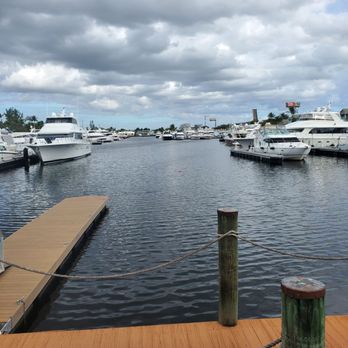 Rendezvous - Another view of the waterway. - Seafood Near Me - Fort Lauderdale, Florida Rendezvous - Another view of the waterway. - Seafood Near Me - Fort Lauderdale, Florida