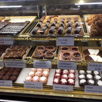 Mike's Pastry - Bakeries Near Me - Boston, Massachusetts Mike's Pastry - Bakeries Near Me - Boston, Massachusetts