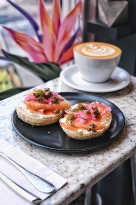 The Beverley Hotel Queen West, Sonder by null