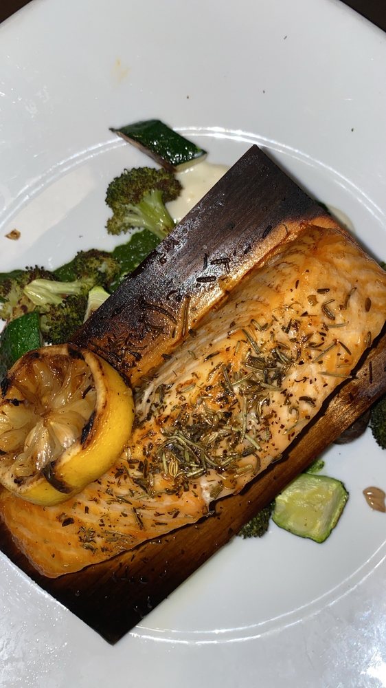 HARVEST SEASONAL GRILL NEWTOWN Updated September 2024 343 Photos & 349 Reviews 2865 S