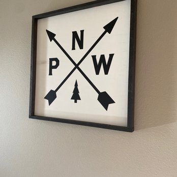 Lovejoy Workshop - Painted this and it was so easy and she was helpful. I have a brain injury and could do it:) - Graphic Design Near Me - Hillsboro, Oregon