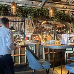 Scotts - Bar