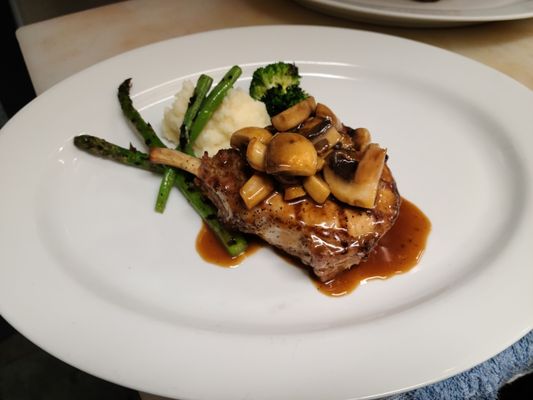 Alex's Kitchen by null